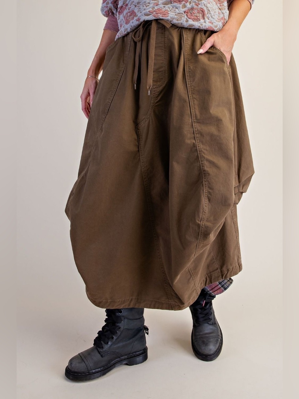 easel Olive Brown Cargo Balloon Skirt with Drawstring Waist